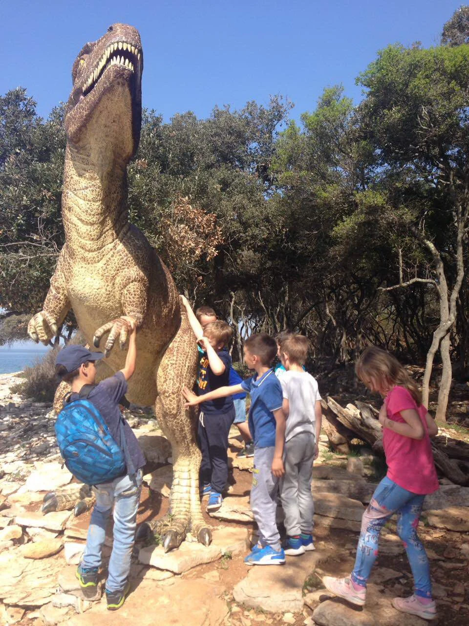 ODRAŽNI DANI MALIH DINOSAURA NA BRIJUNIMA