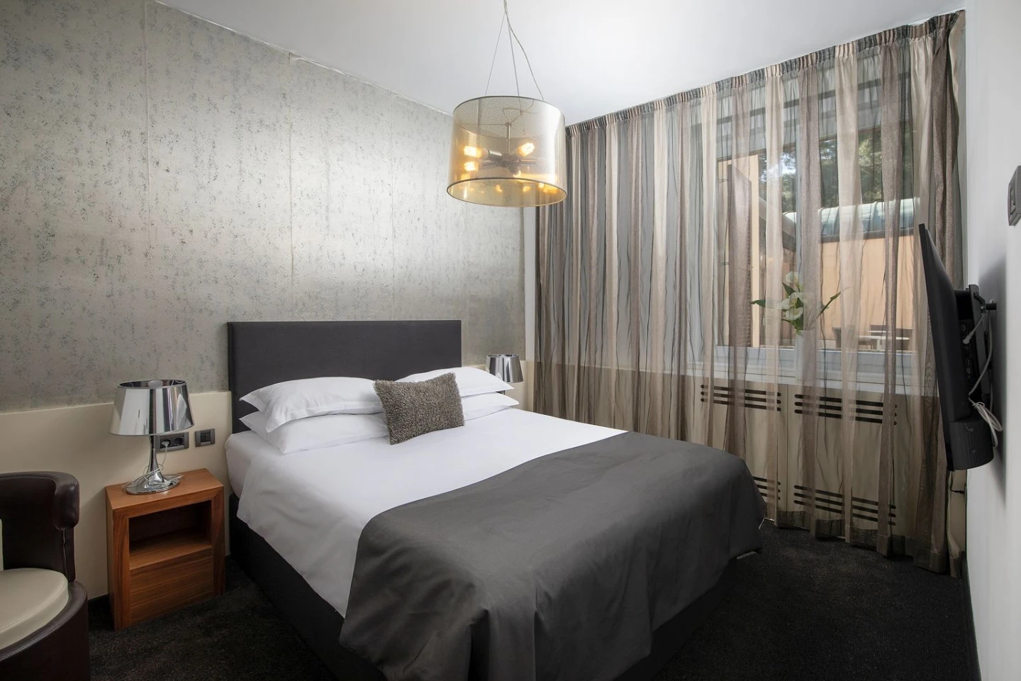Standard Doppelzimmer mit Blick auf den Park